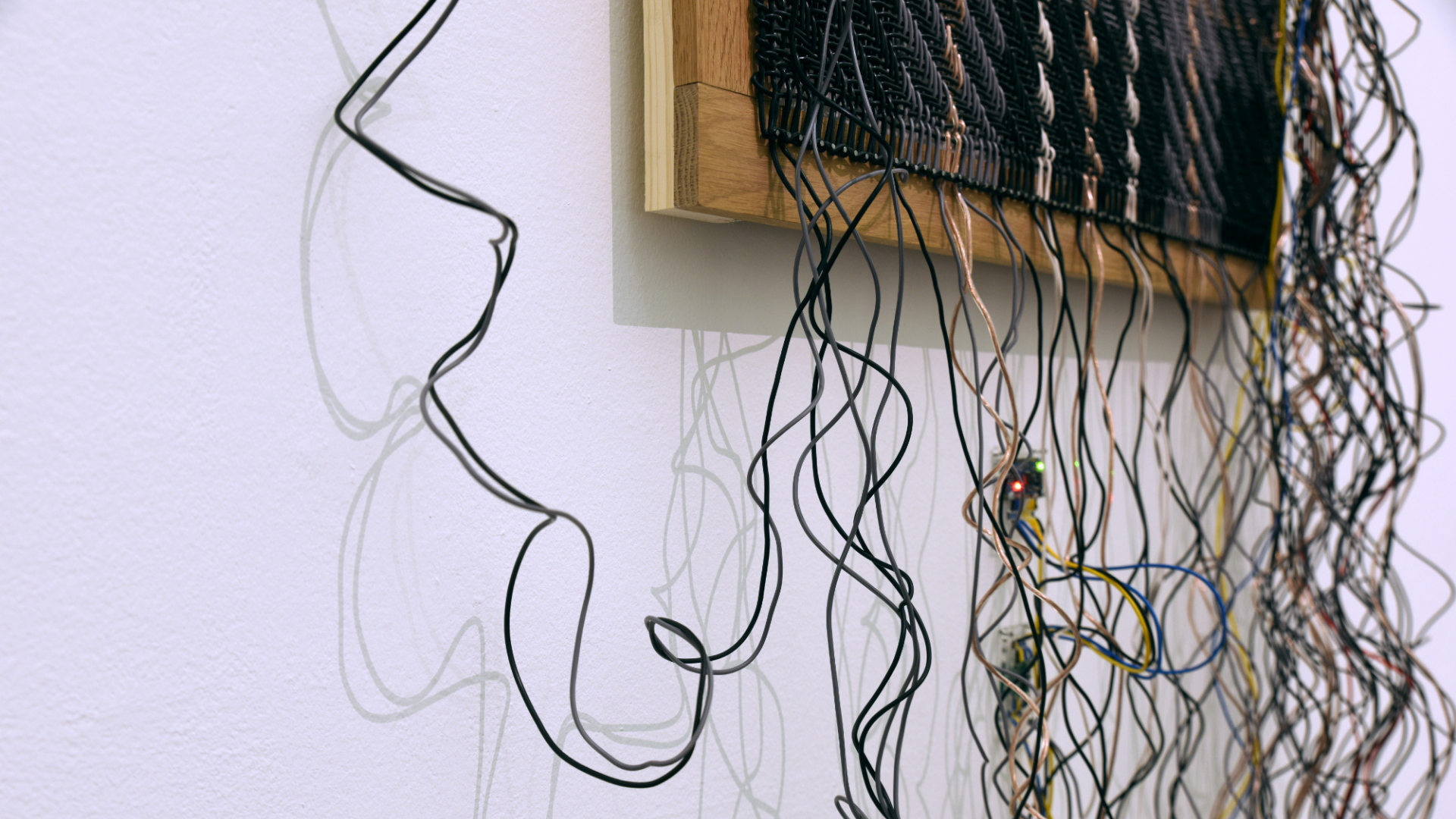 Loops of the Loom | Cécile Babiole (Musée des Tapisseries - crédit Lab Gamerz)