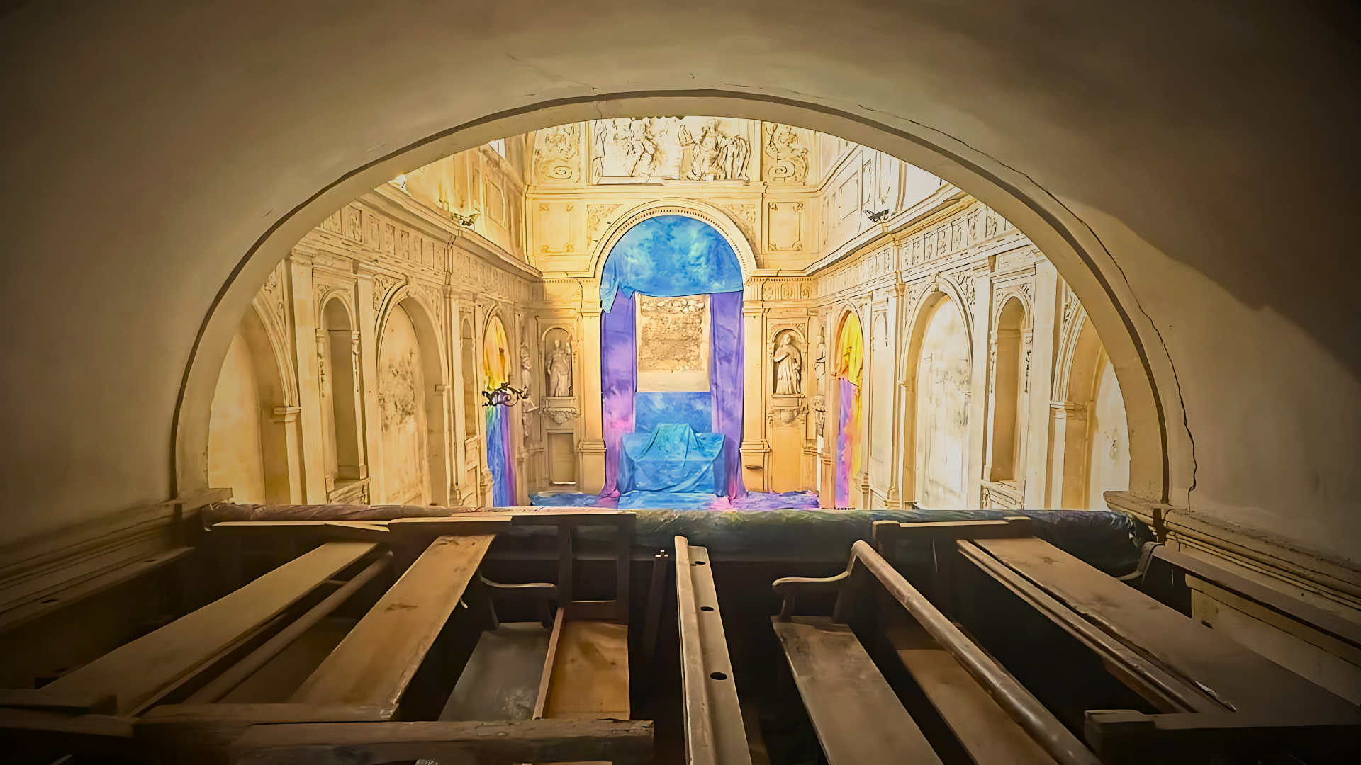 Etreintes éparses | Charlotte Denamur avec voyons voir (Chapelle des Andrettes)